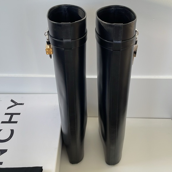 Givenchy Shark Lock Boots in Black Calf Leather size 38.5 - Picture 8 of 14